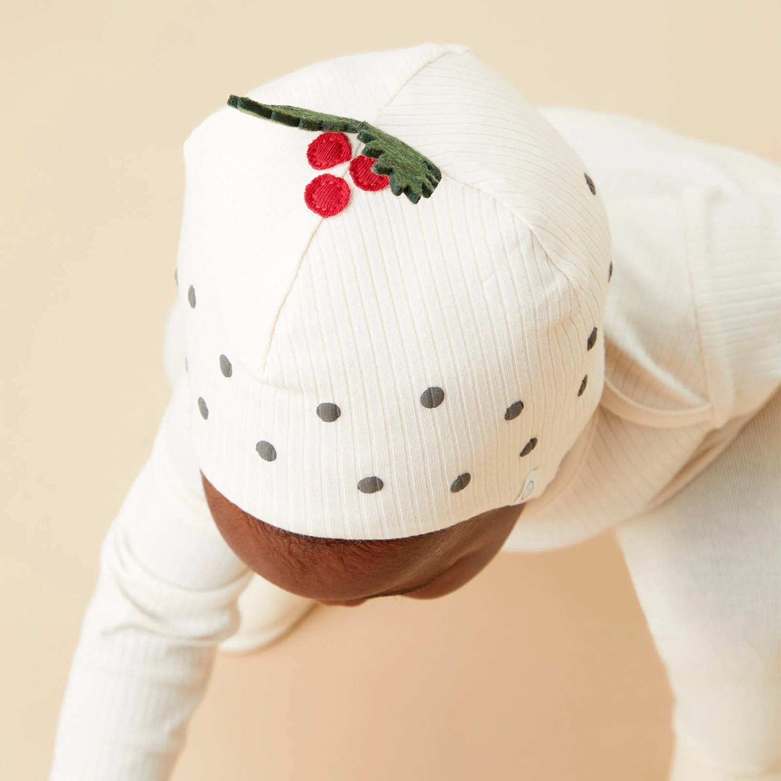 Christmas Pudding Bonnet - Image 3