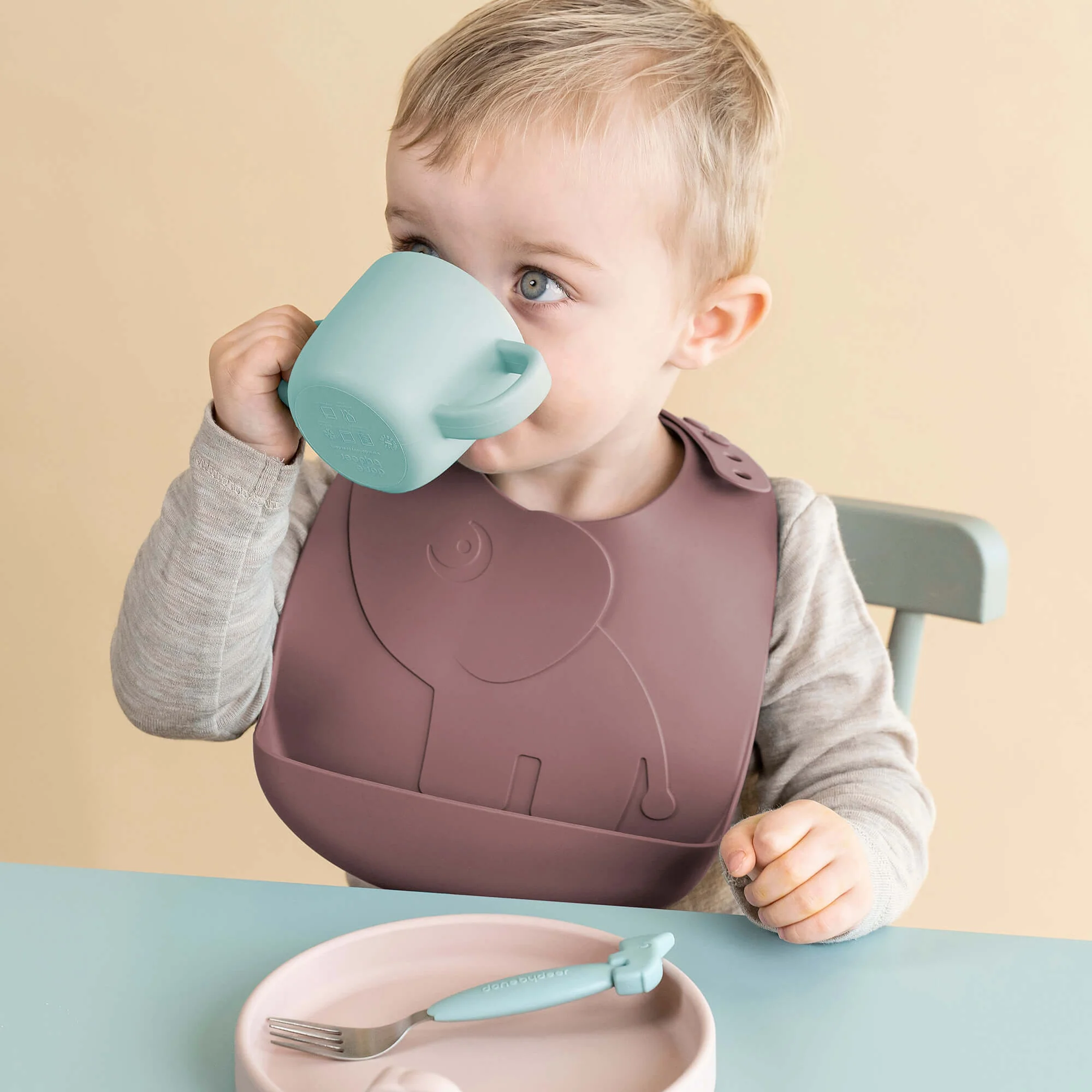 Done by Deer Silicone Elphee Bib 2 Pack - Image 4