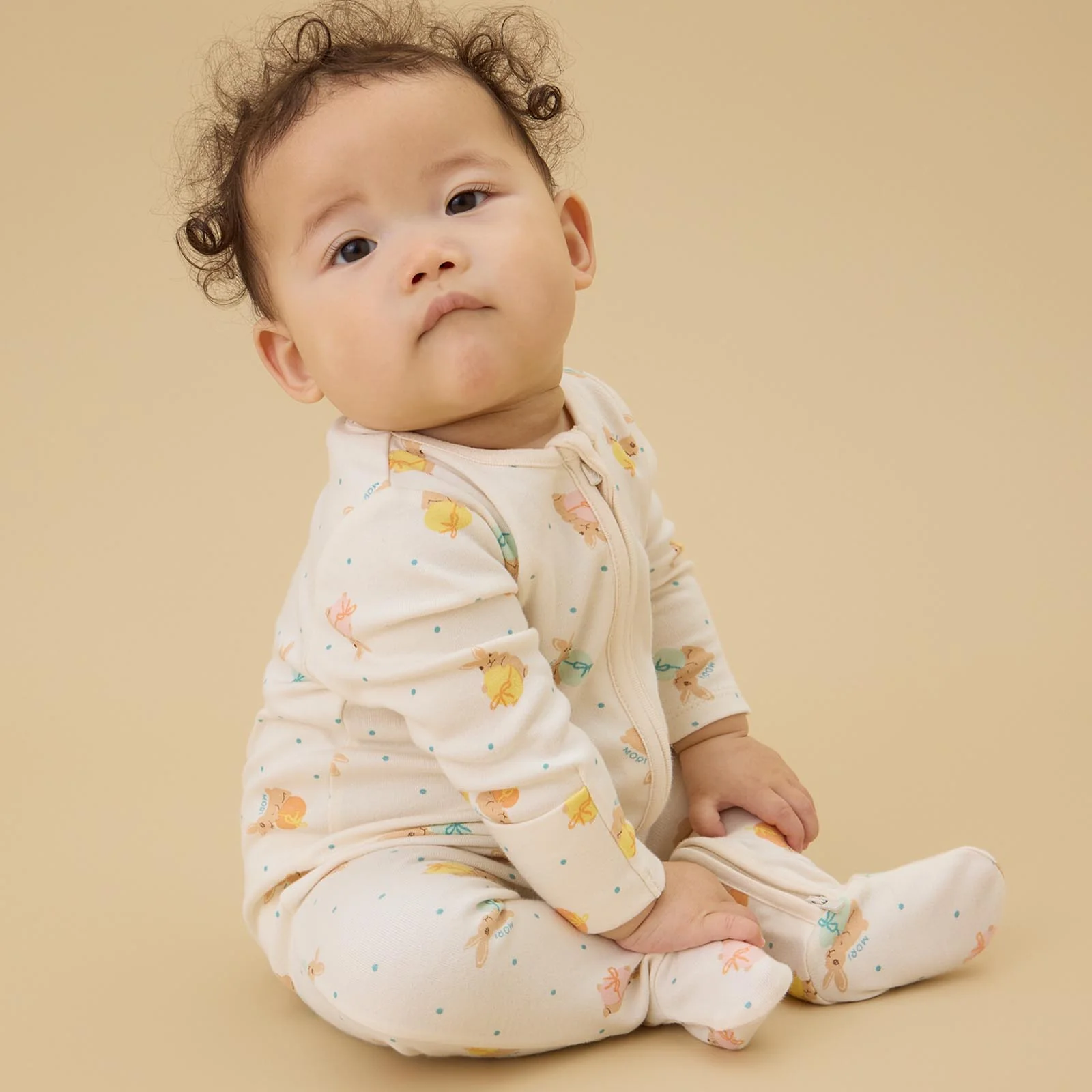 Bunny Clever Zip Sleepsuit - Image 2