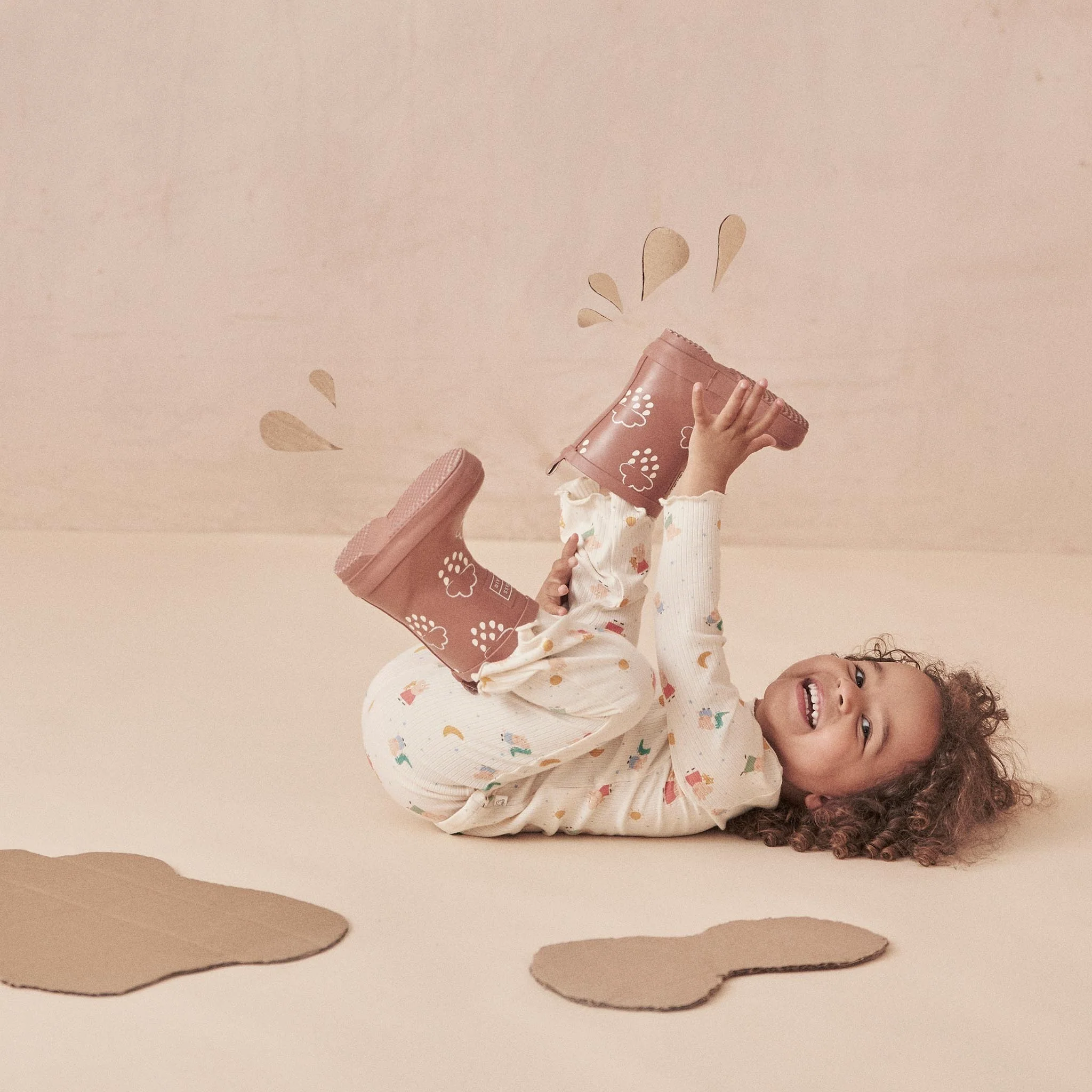 Grass & Air Colour-Revealing Wellies with Teddy Fleece Lining - Image 11