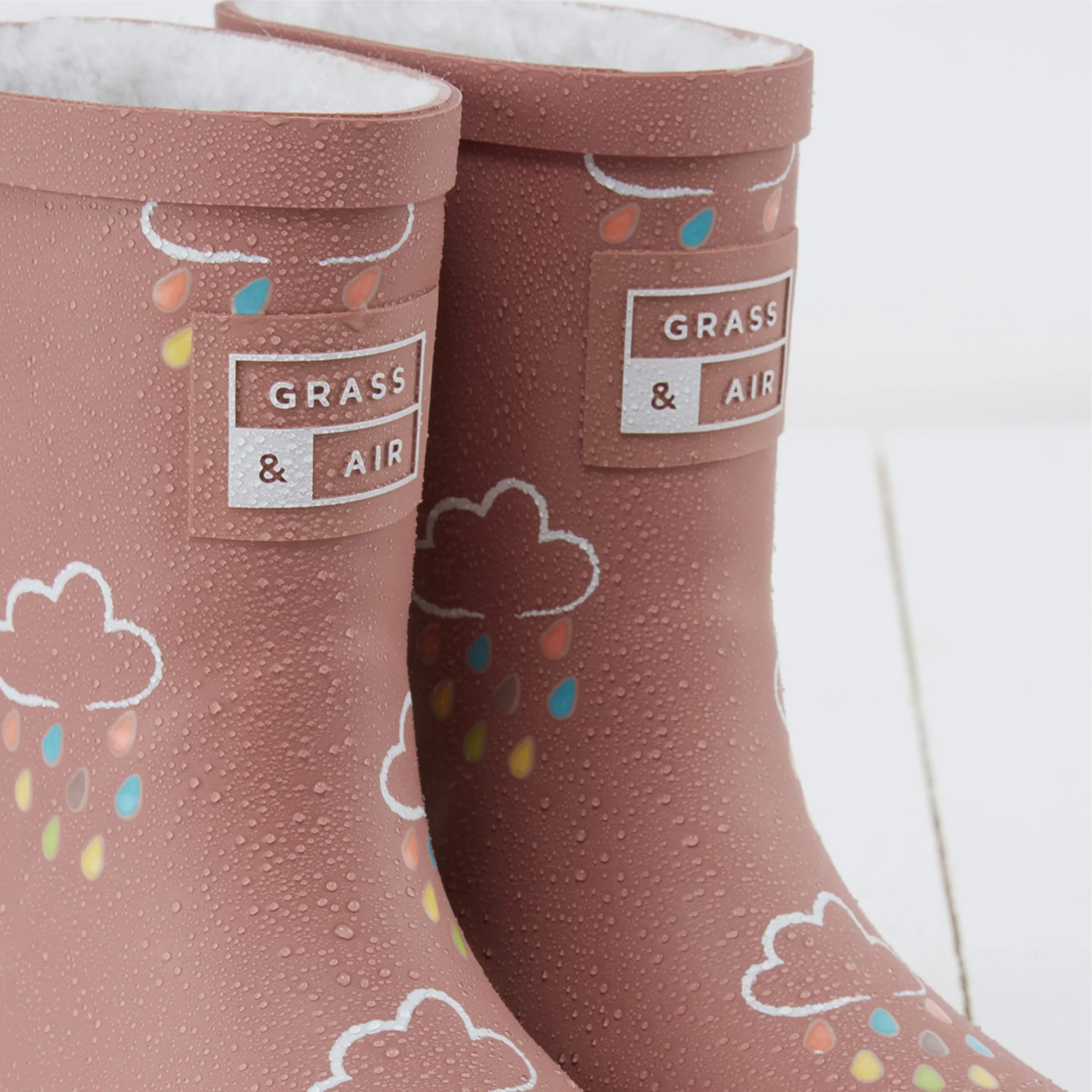 Grass & Air Colour-Revealing Wellies with Teddy Fleece Lining - Image 5