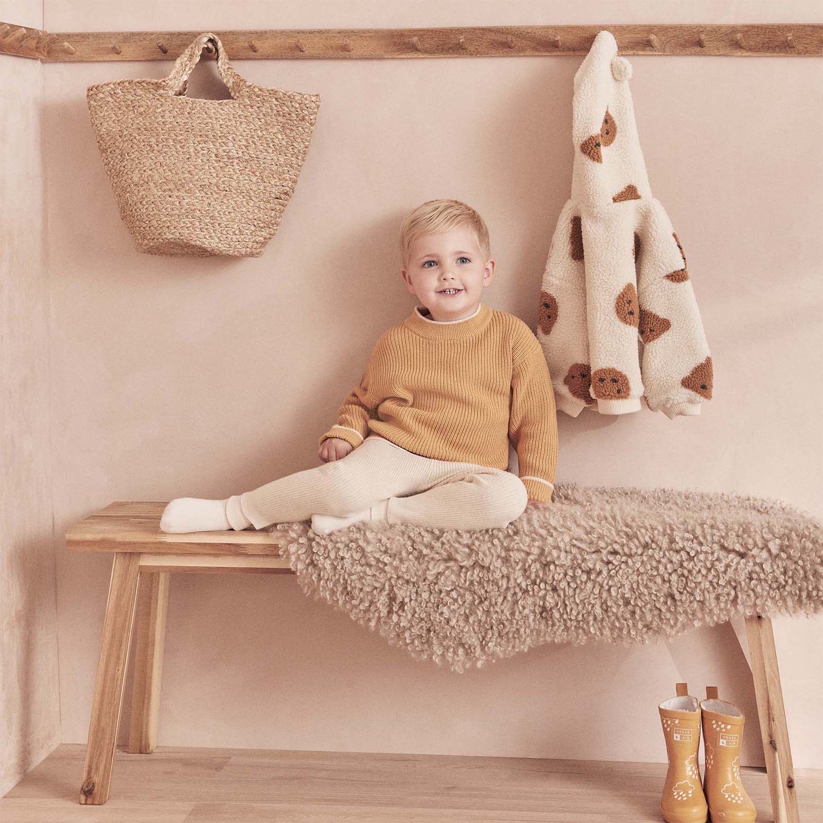 Knitted Jumper & Leggings Outfit - Image 4