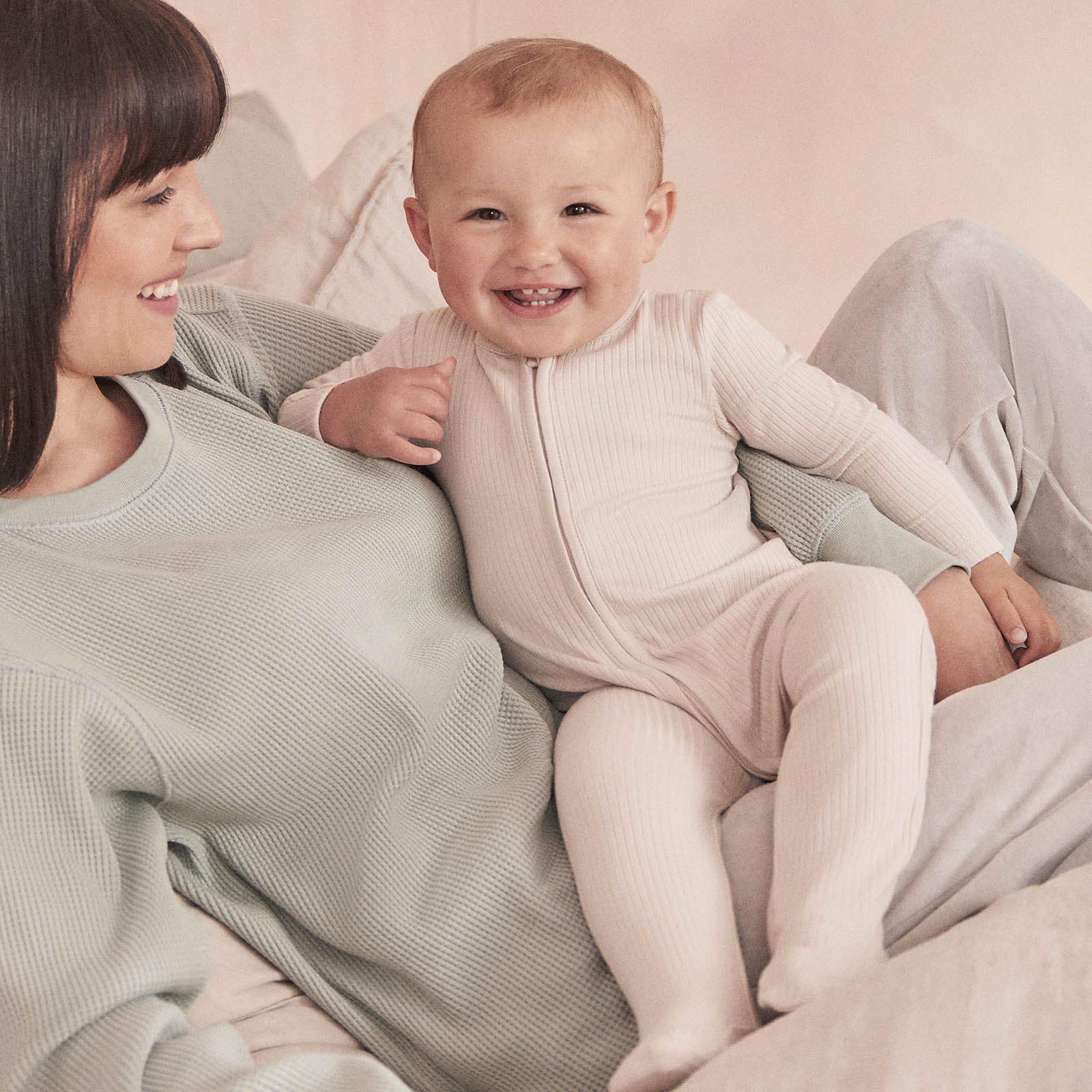 Lilac Floral Ribbed Clever Zip Sleepsuit 2 Pack - Image 3