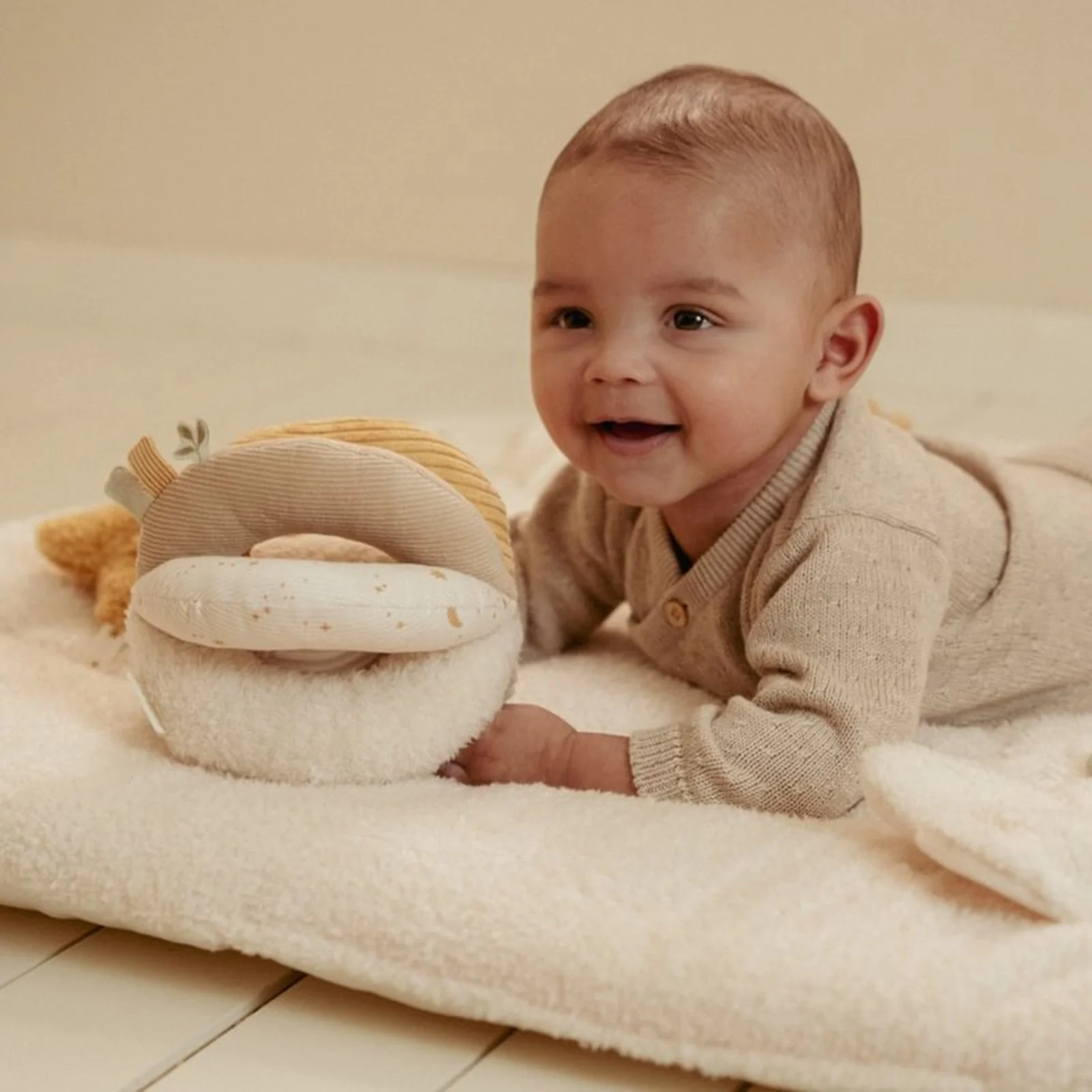 Little Dutch Grasping Ball - Newborn Naturals