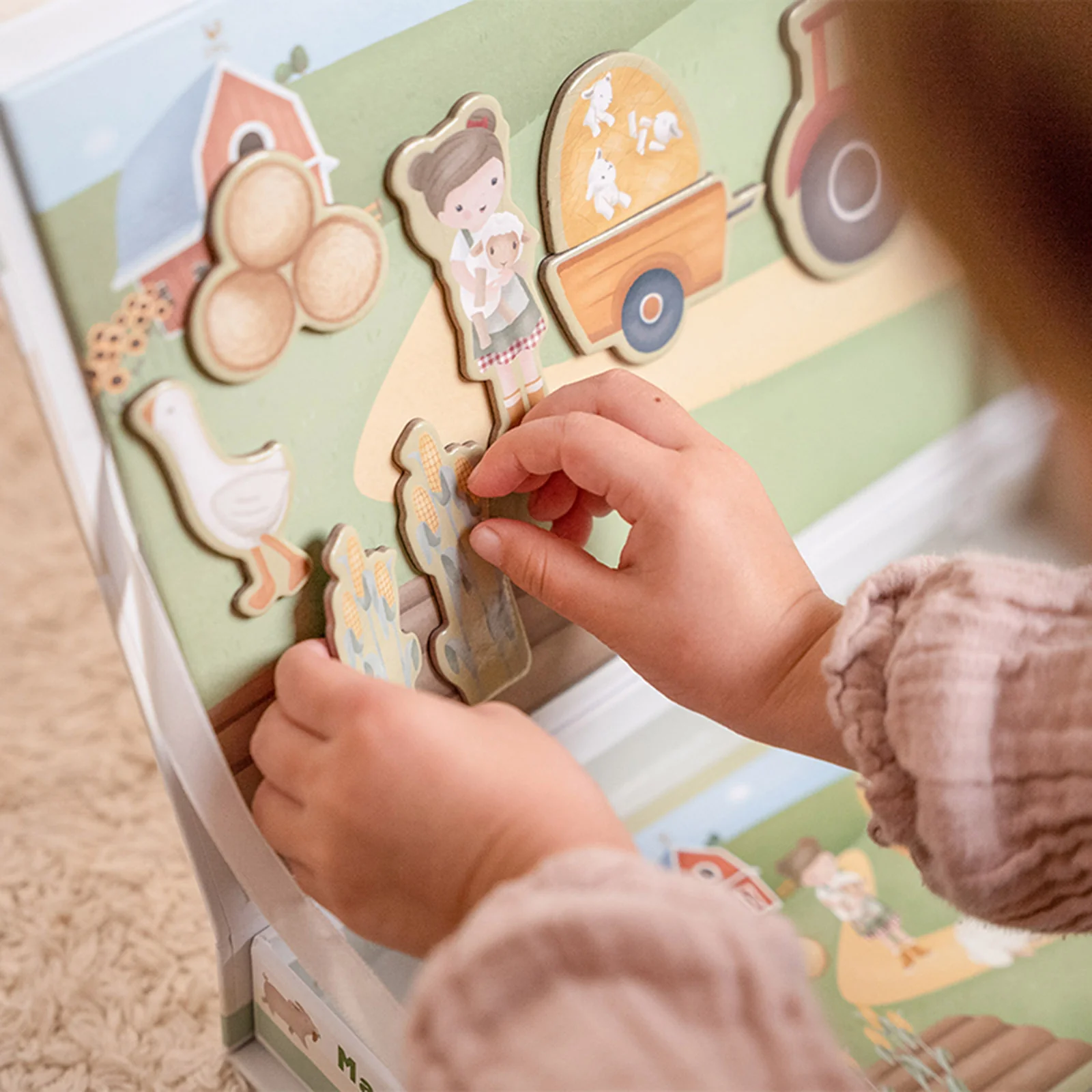 Little Dutch Magnetic Playboard Little Farm - Image 6