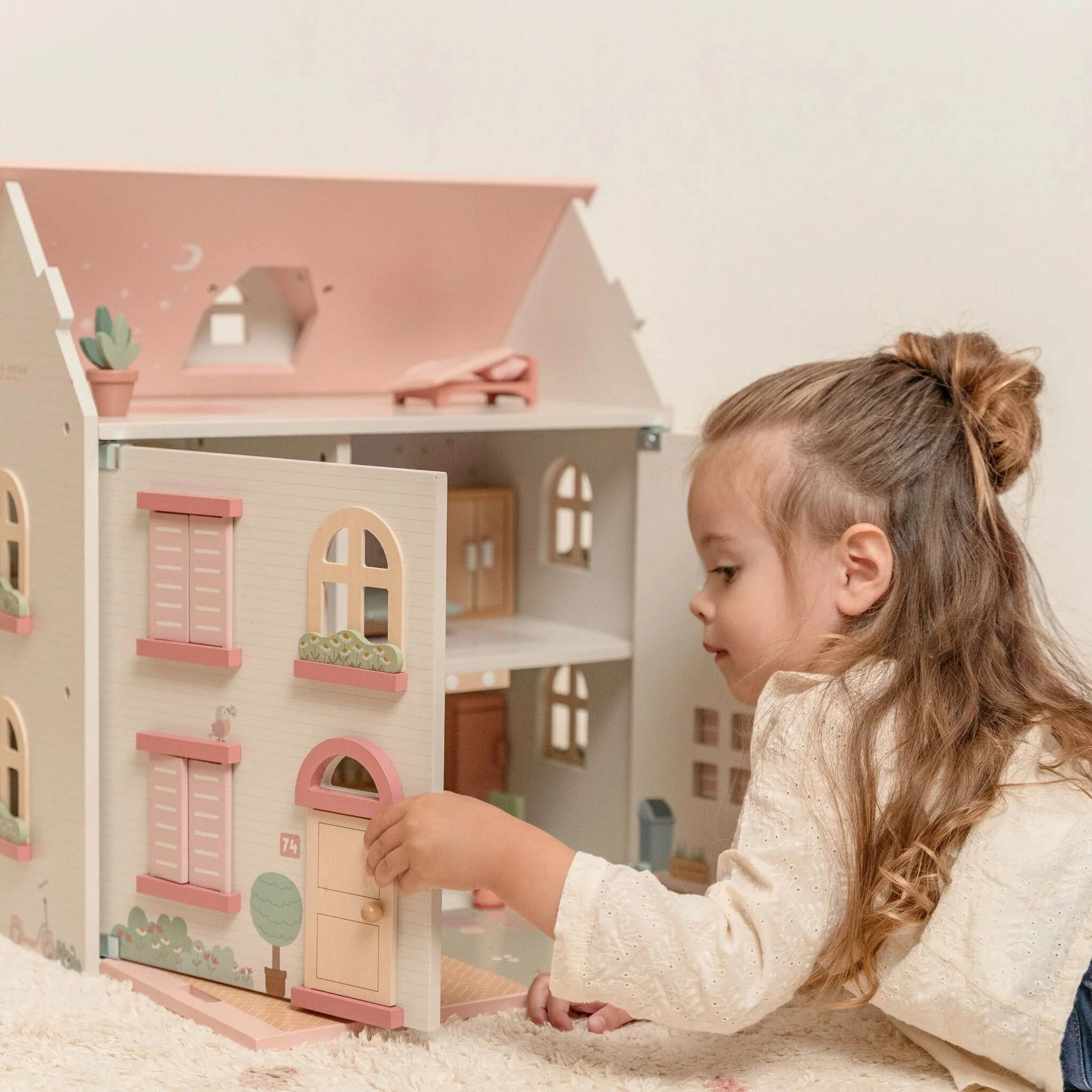 Little Dutch Medium Dolls House - Image 3