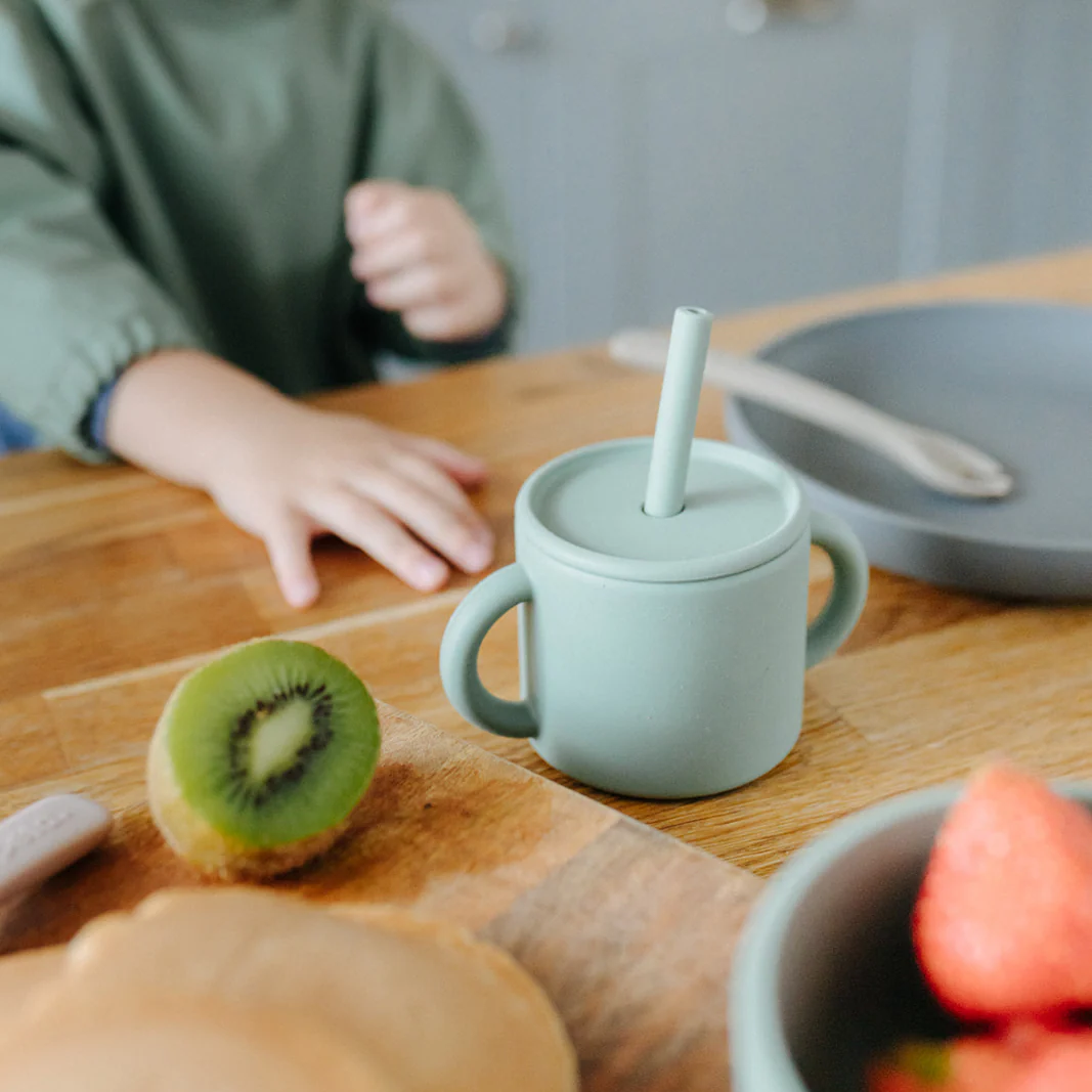 Pippeta Silicone Cup & Straw - Image 4