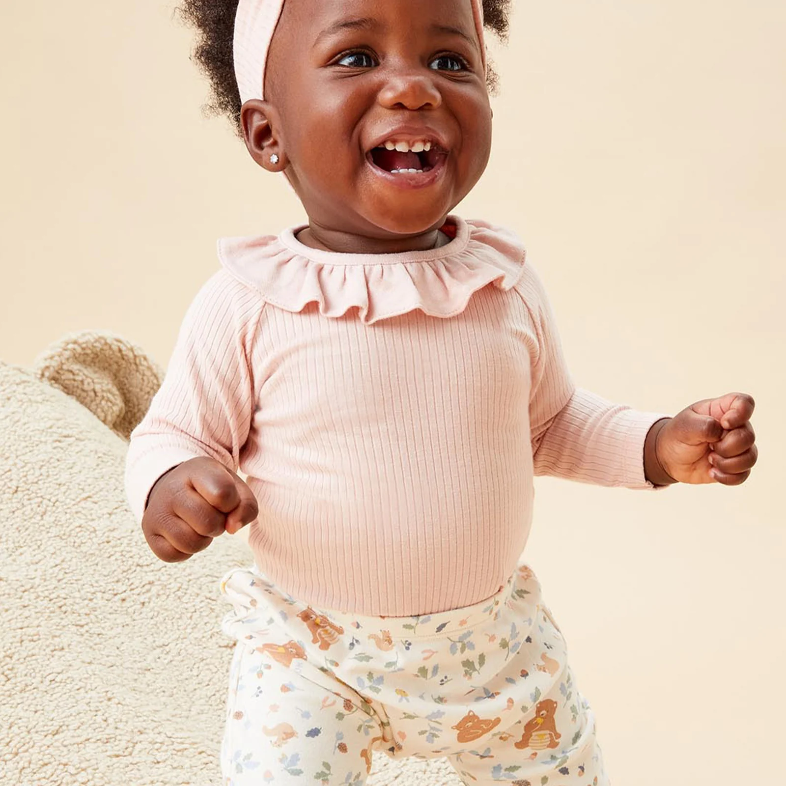 Frilled Collar Ribbed Bodysuit