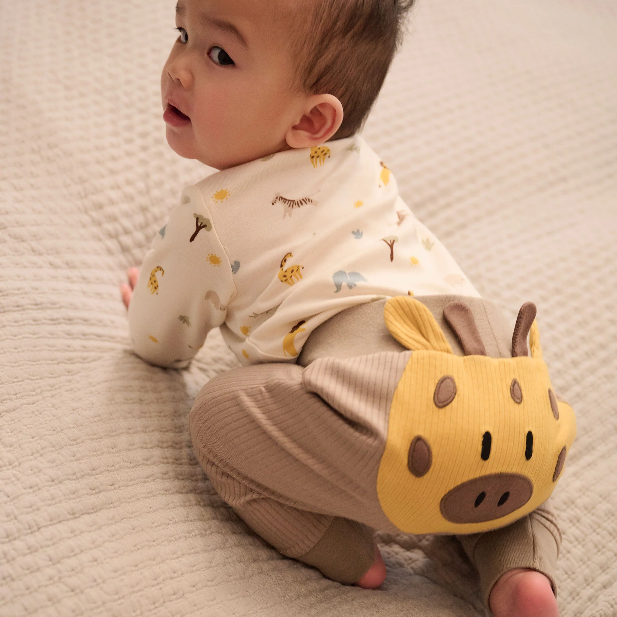 Safari Long Sleeve Bodysuit & Giraffe Joggers Outfit - Image 2