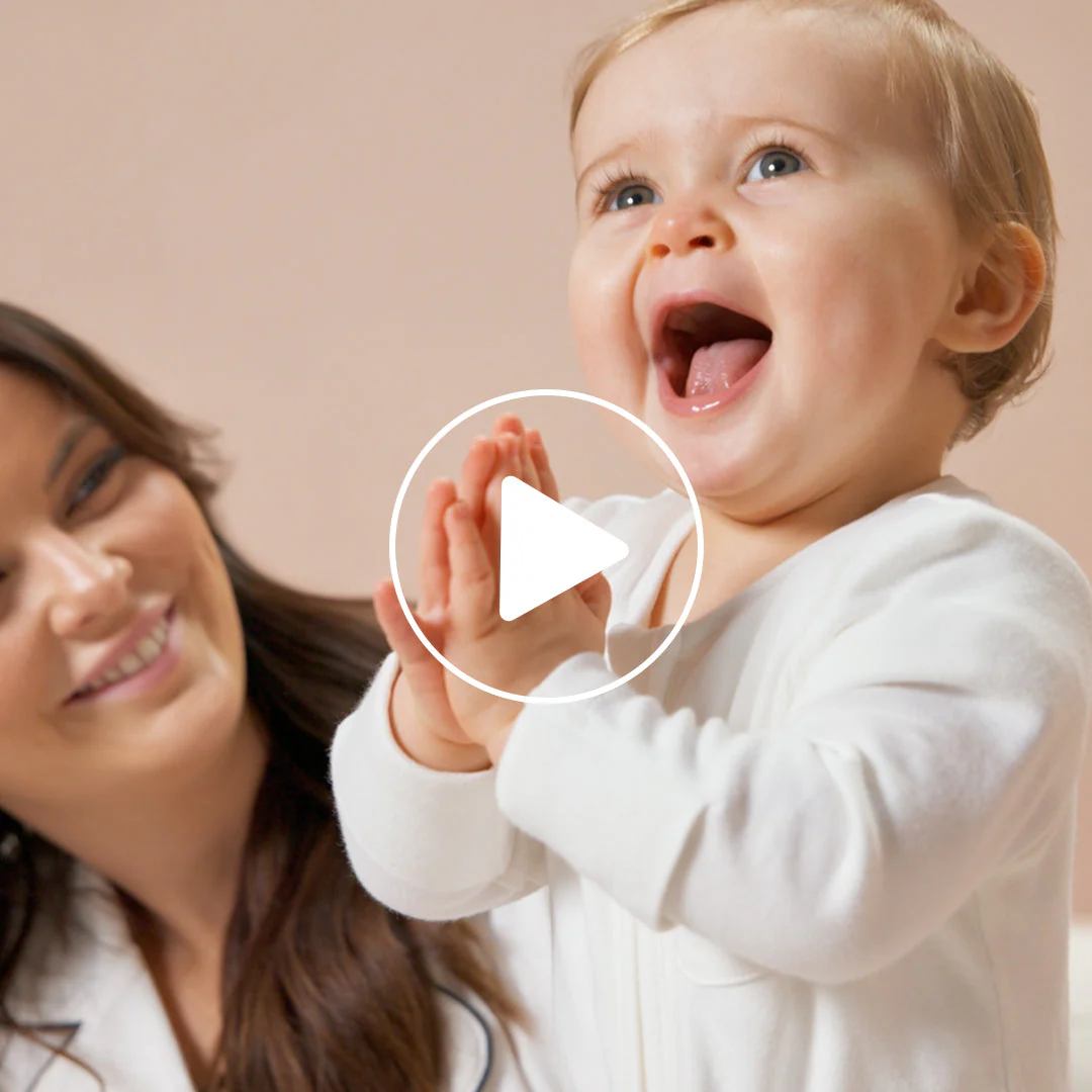 Storksak Alyssa Changing Bag & Clever Zip Sleepsuit - Image 9