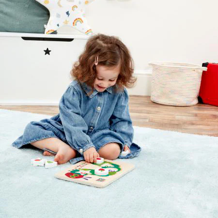 The Very Hungry Caterpillar Wooden Shape Puzzle - Image 2